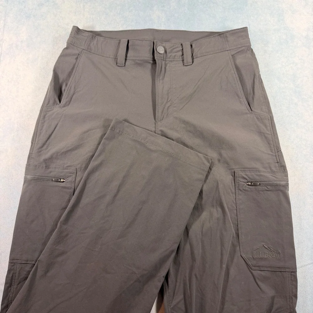 L.L. Bean Cargo Hiking Pants Mens 30x32 Gray Excellent Tech Nylon Stretch 506421